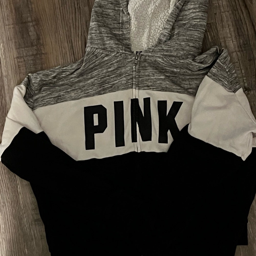 PINK sweatshirt